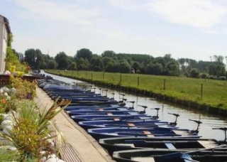 Location de barque sur le marais de St Omer